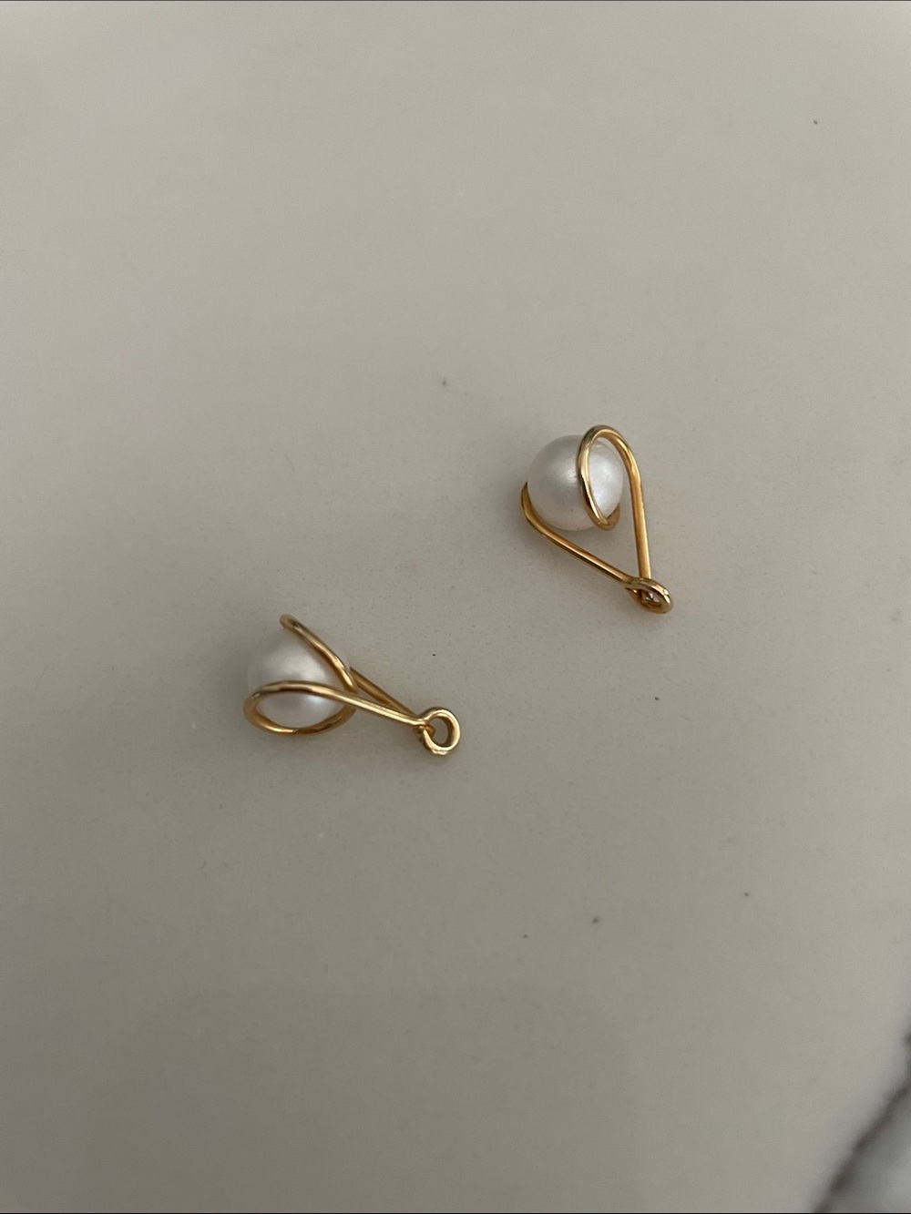 Gold tone Pearl like  Drop Earrings - Elegant White Pearl like Jewelry
